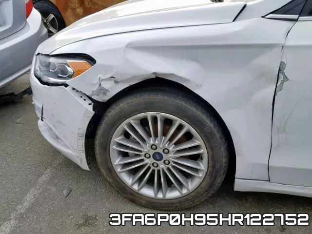 3FA6P0H95HR122752_9.webp
