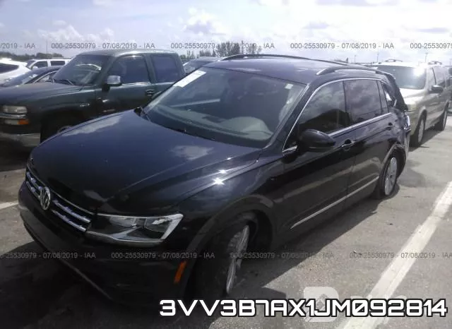3VV3B7AX1JM092814_2.webp