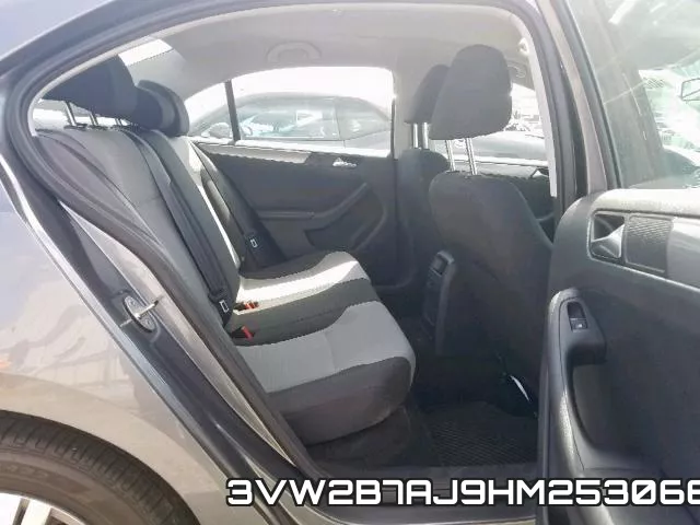 3VW2B7AJ9HM253066_6.webp