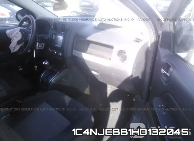 1C4NJCBB1HD132045_5.webp