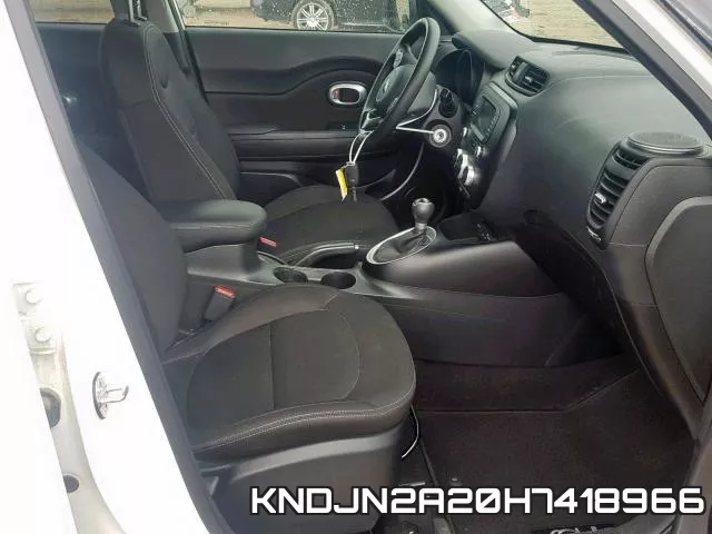 KNDJN2A20H7418966_5.webp