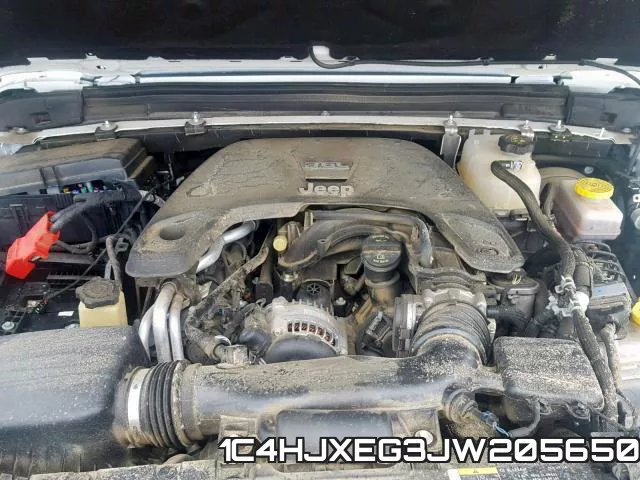 1C4HJXEG3JW205650_7.webp