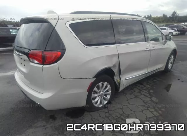 2C4RC1BG0HR739370_4.webp
