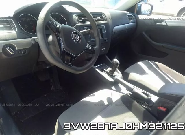 3VW2B7AJ0HM321125_5.webp