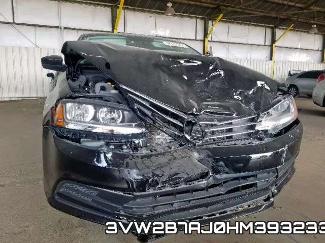 3VW2B7AJ0HM393233_9.webp