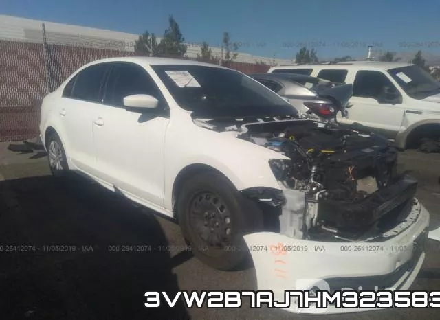 3VW2B7AJ7HM323583_1.webp