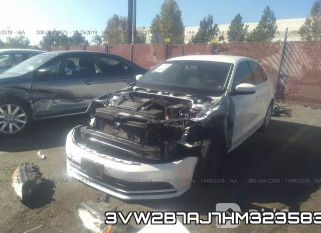 3VW2B7AJ7HM323583