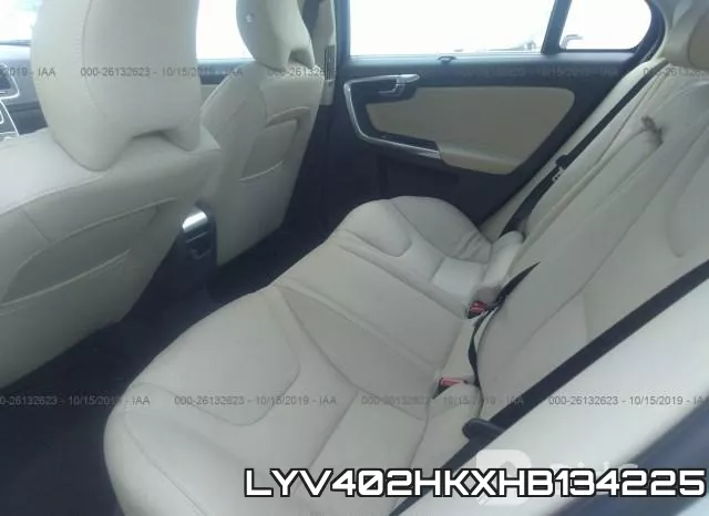 LYV402HKXHB134225_8.webp