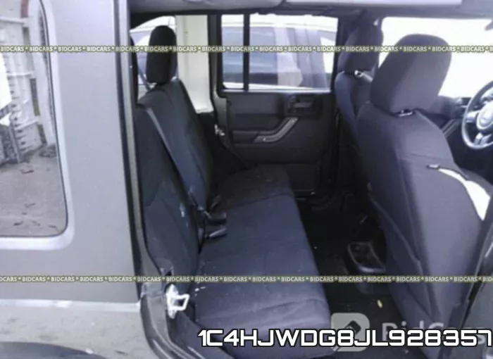 1C4HJWDG8JL928357_8.webp