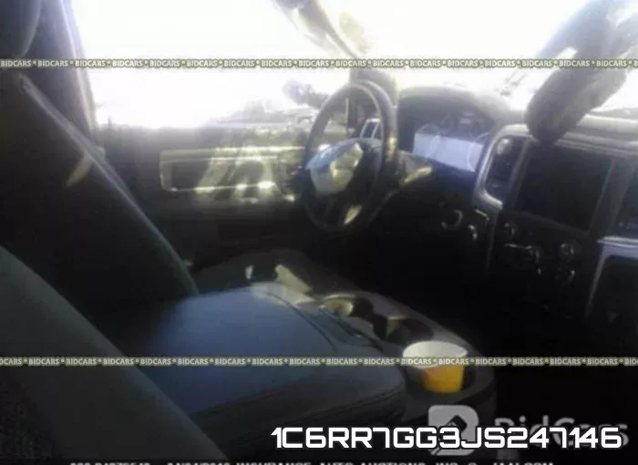 1C6RR7GG3JS247146_5.webp