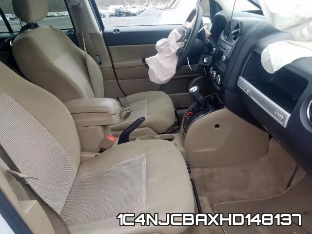 1C4NJCBAXHD148137_5.webp