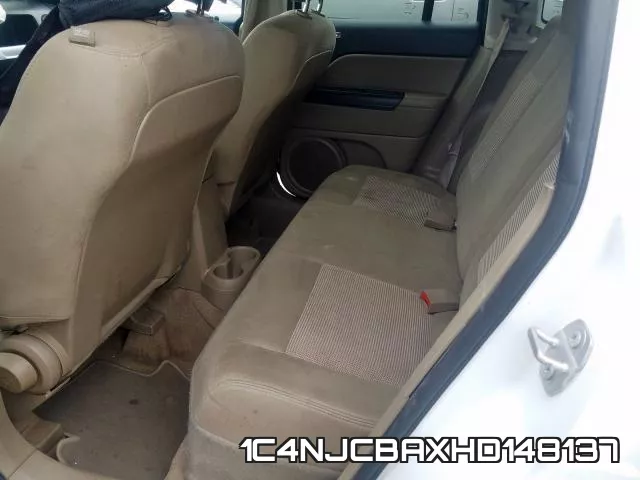 1C4NJCBAXHD148137_6.webp
