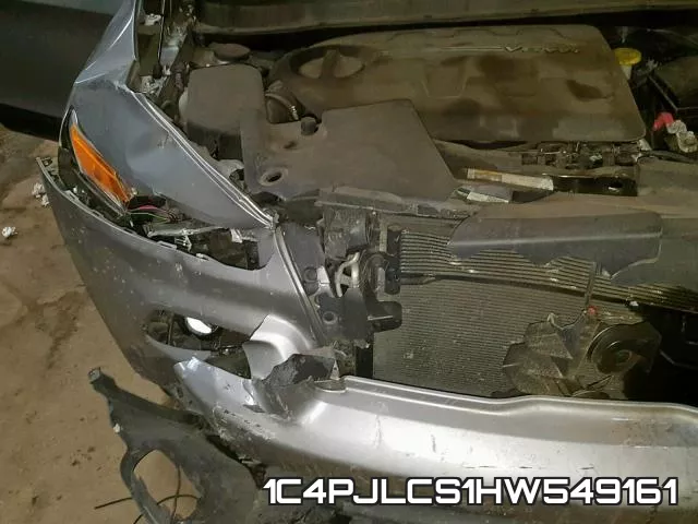 1C4PJLCS1HW549161_9.webp