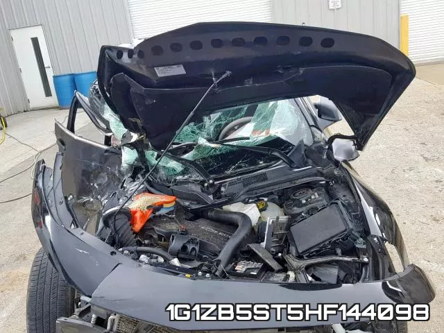 1G1ZB5ST5HF144098