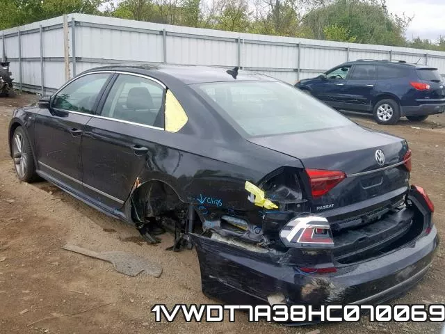 1VWDT7A38HC070069_3.webp