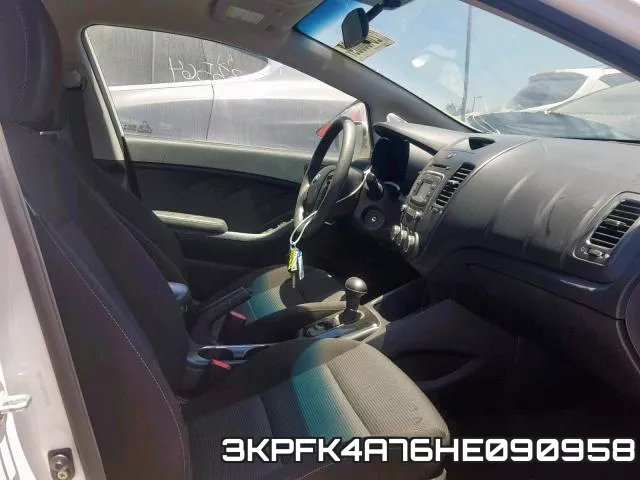3KPFK4A76HE090958_5.webp