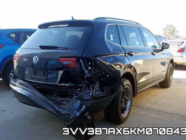 3VV3B7AX6KM070843_4.webp