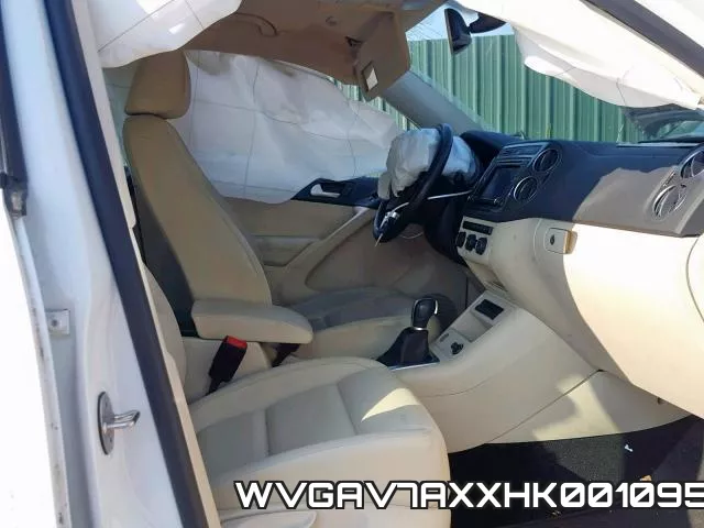 WVGAV7AXXHK001095_5.webp