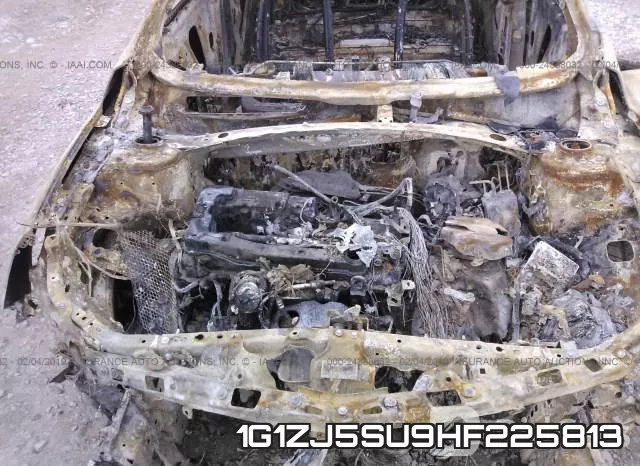 1G1ZJ5SU9HF225813_10.webp