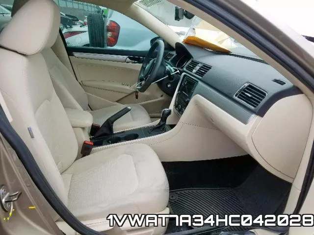 1VWAT7A34HC042028_5.webp