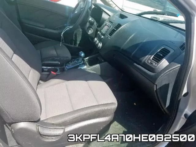 3KPFL4A70HE082500_5.webp