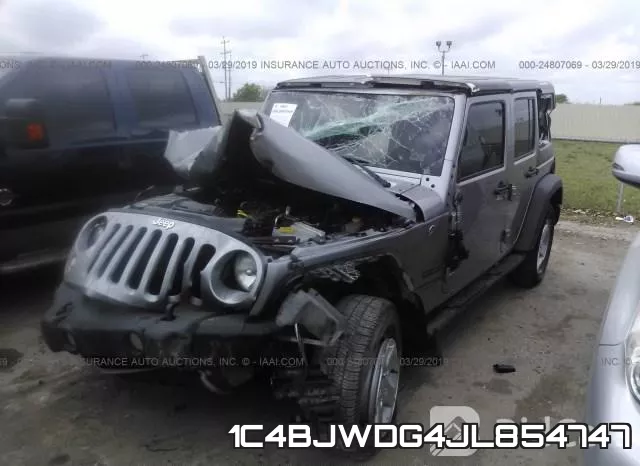 1C4BJWDG4JL854747_2.webp
