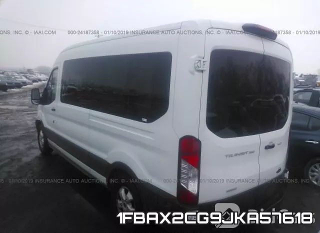 1FBAX2CG9JKA57618_3.webp