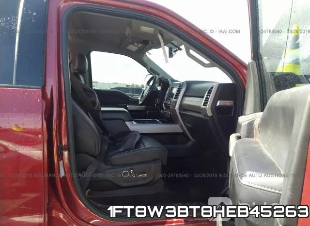 1FT8W3BT8HEB45263_5.webp