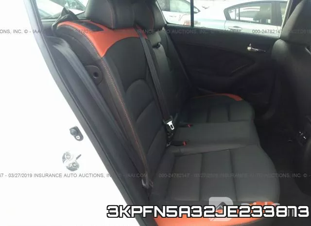 3KPFN5A32JE233873_8.webp