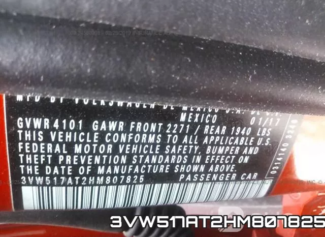 3VW517AT2HM807825_9.webp