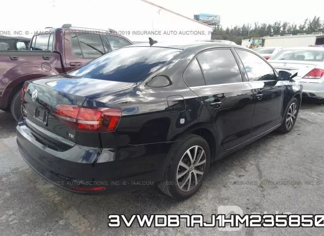 3VWDB7AJ1HM235850_4.webp