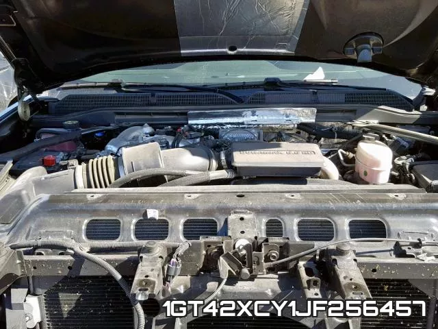 1GT42XCY1JF256457_7.webp