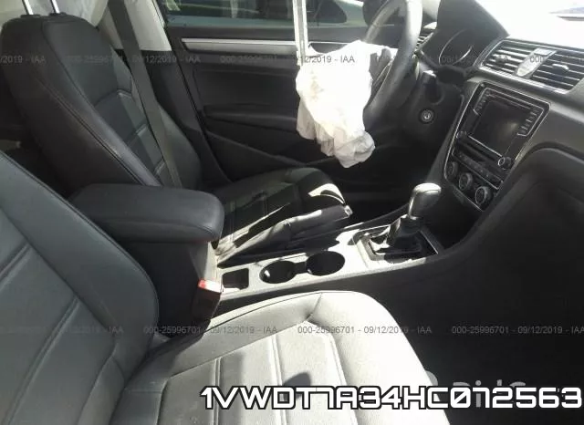 1VWDT7A34HC072563_5.webp