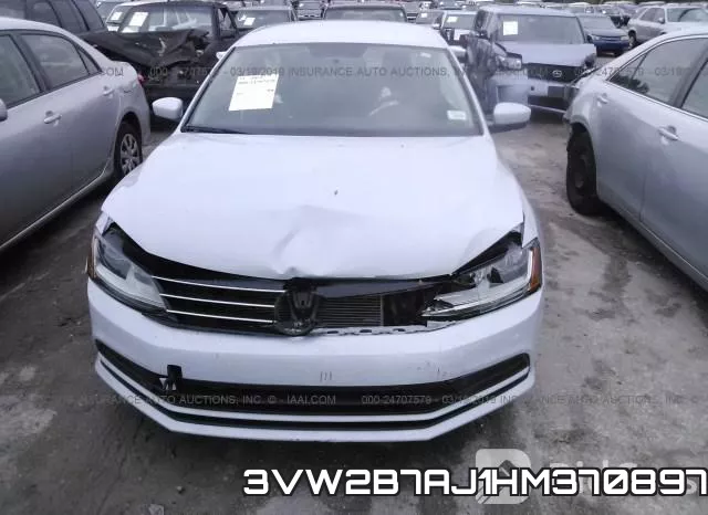 3VW2B7AJ1HM370897_6.webp