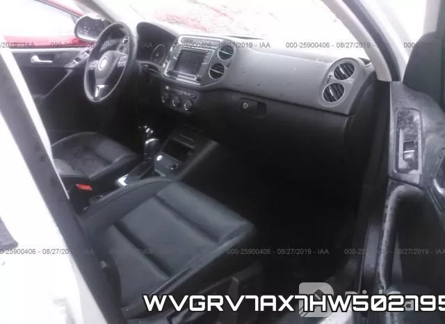WVGRV7AX7HW502795_5.webp