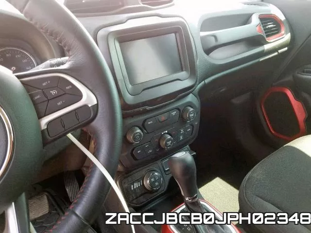 ZACCJBCB0JPH02348_9.webp