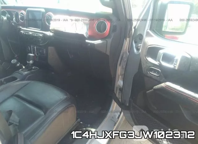 1C4HJXFG3JW102372_5.webp