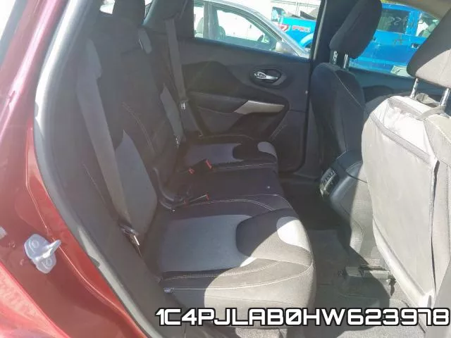 1C4PJLAB0HW623978_6.webp
