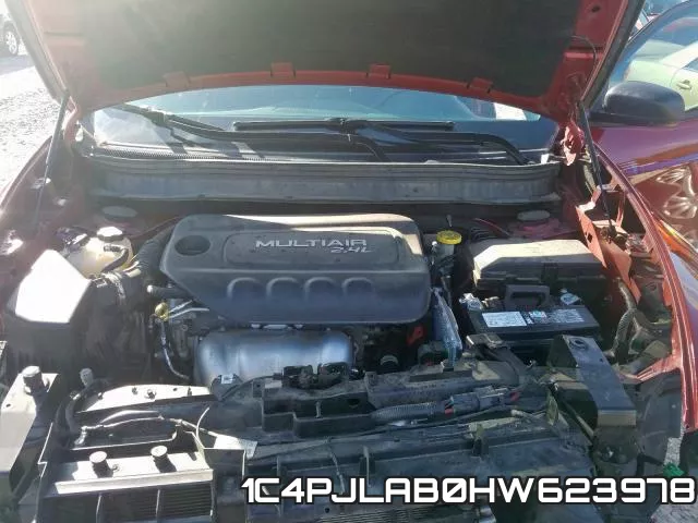 1C4PJLAB0HW623978_7.webp