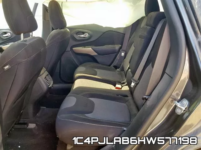 1C4PJLAB6HW577198