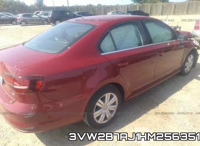 3VW2B7AJ1HM256351_4.webp