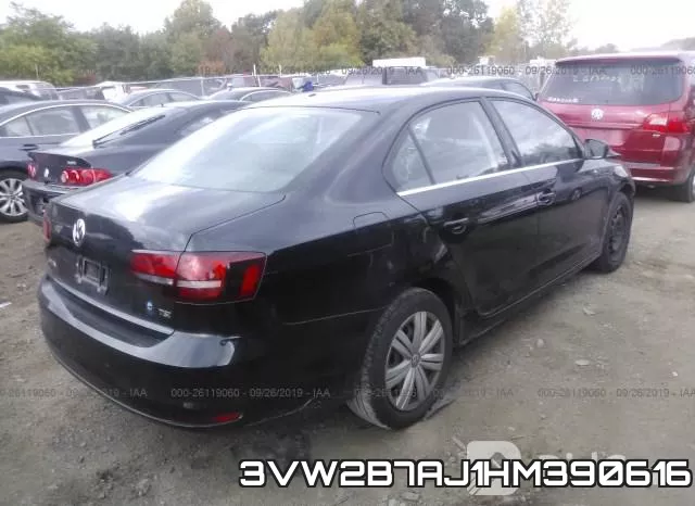 3VW2B7AJ1HM390616_4.webp