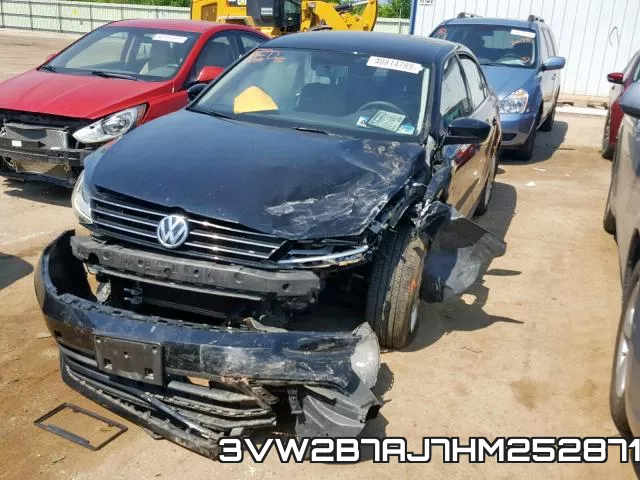 3VW2B7AJ7HM252871_2.webp