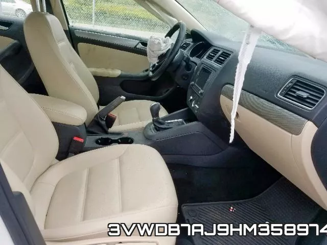 3VWDB7AJ9HM358974_5.webp