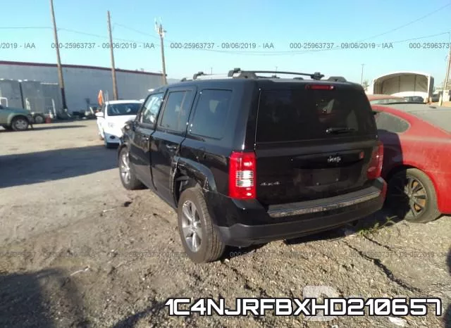 1C4NJRFBXHD210657_3.webp