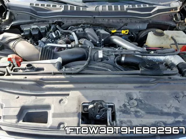 1FT8W3BT9HEB82967_7.webp