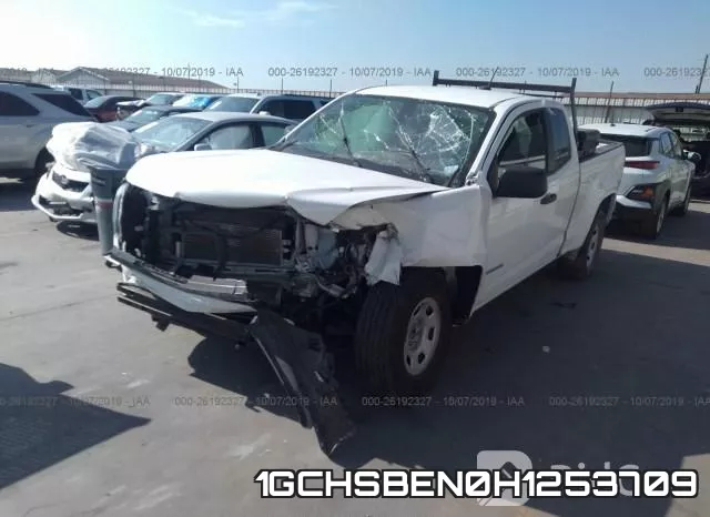 1GCHSBEN0H1253709_2.webp