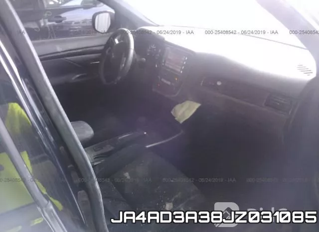 JA4AD3A38JZ031085_5.webp