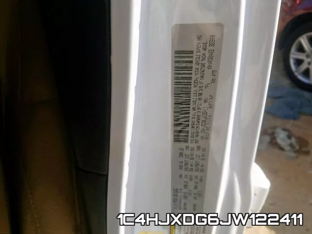 1C4HJXDG6JW122411_10.webp