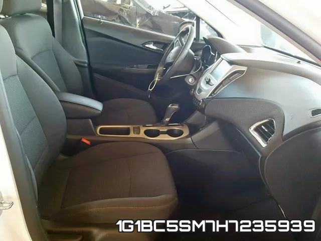 1G1BC5SM7H7235939_5.webp